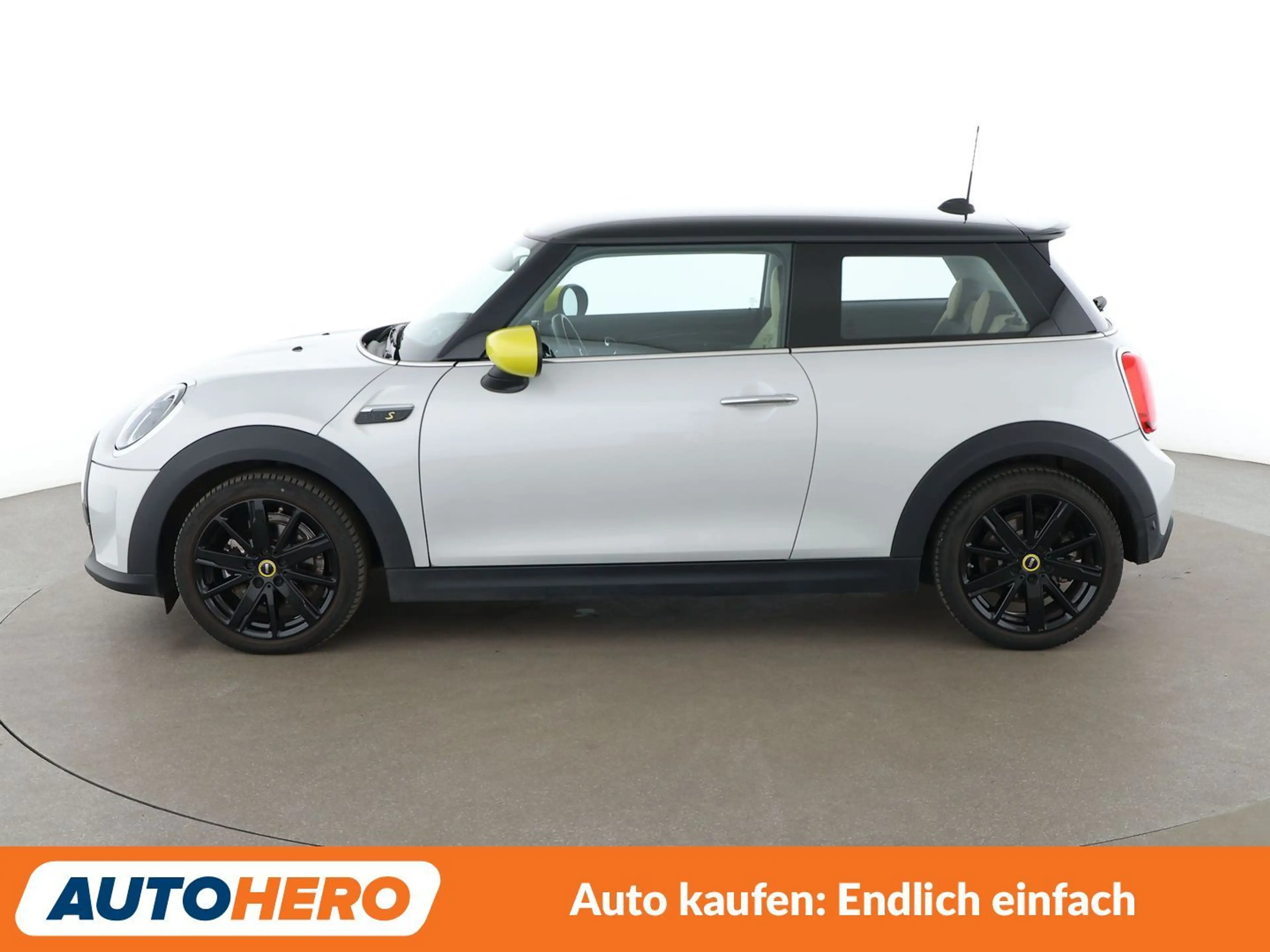 MINI Cooper SE Cooper SE Classic Trim Aut.*NAVI*PDC*SHZ* — photo 3