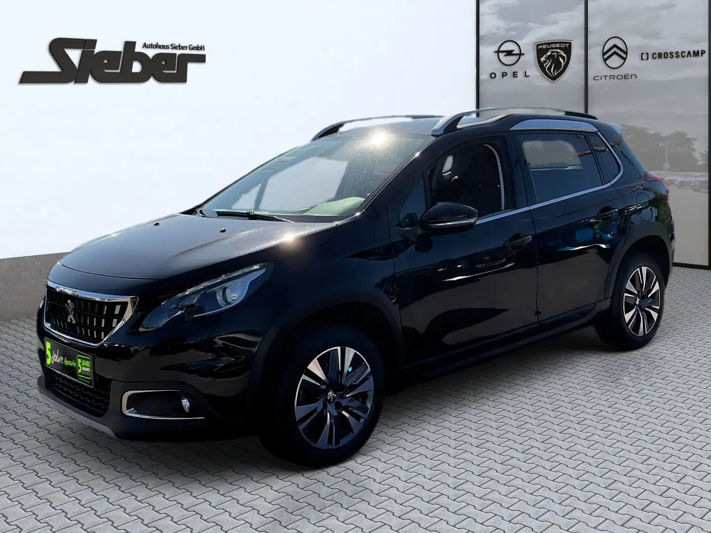 Peugeot 2008 1.2 PureTech 110 Allure Leder LM KlimaA Black - 2