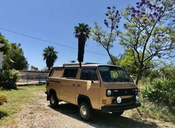 2.5 Syncro Allrad mit 2 Differenzialsperren.