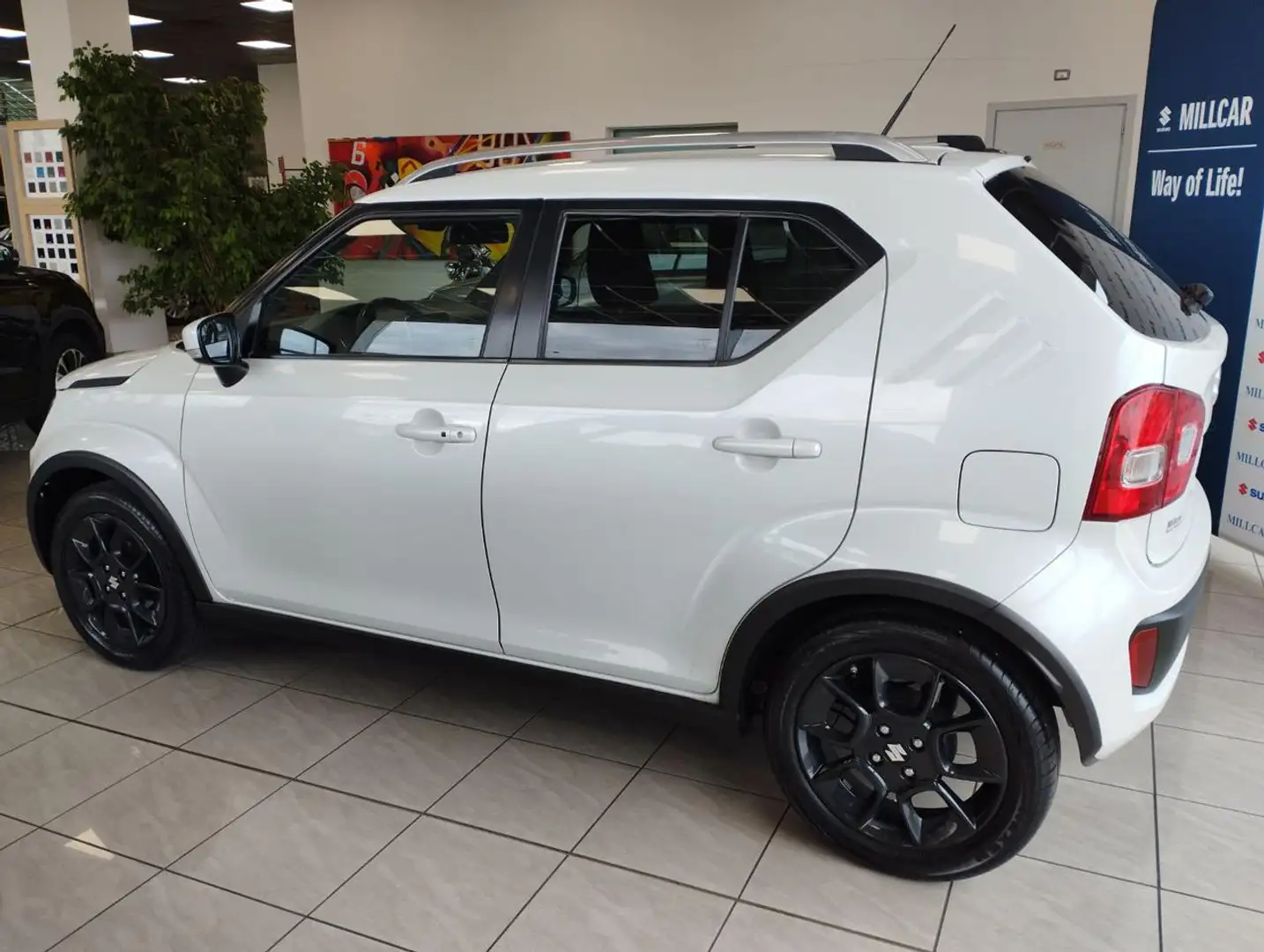 Suzuki Ignis 1.2 Hybrid Top con GANCIO TRAINO White - 2