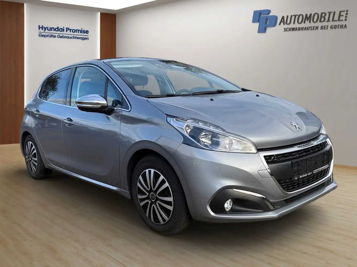 Peugeot 208 Edition 1.2 PureTech 110 Tech Silber - 2