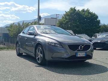 II - V40 2.0 d2 Kinetic my18
