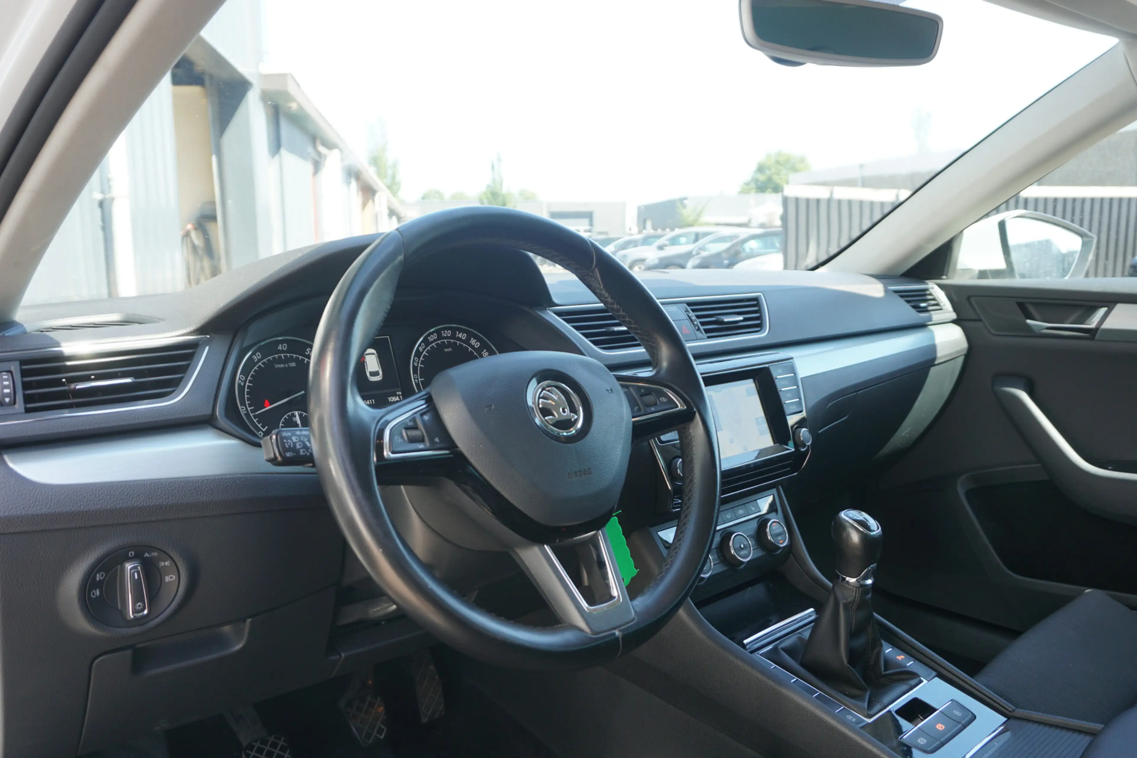 Skoda Superb Combi 1.4 TSI ACT Ambition Business | LED/XENON | — photo 5