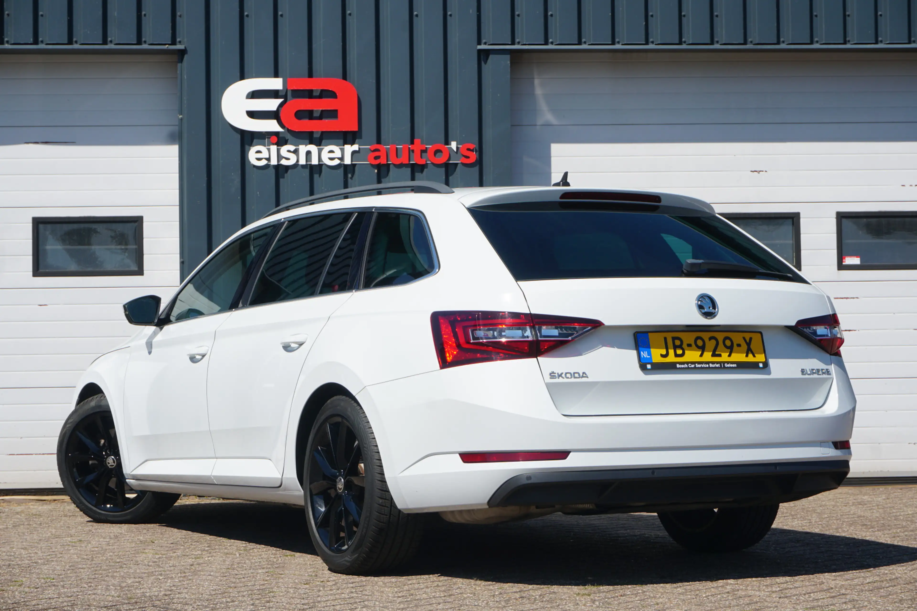 Skoda Superb Combi 1.4 TSI ACT Ambition Business | LED/XENON | — photo 4