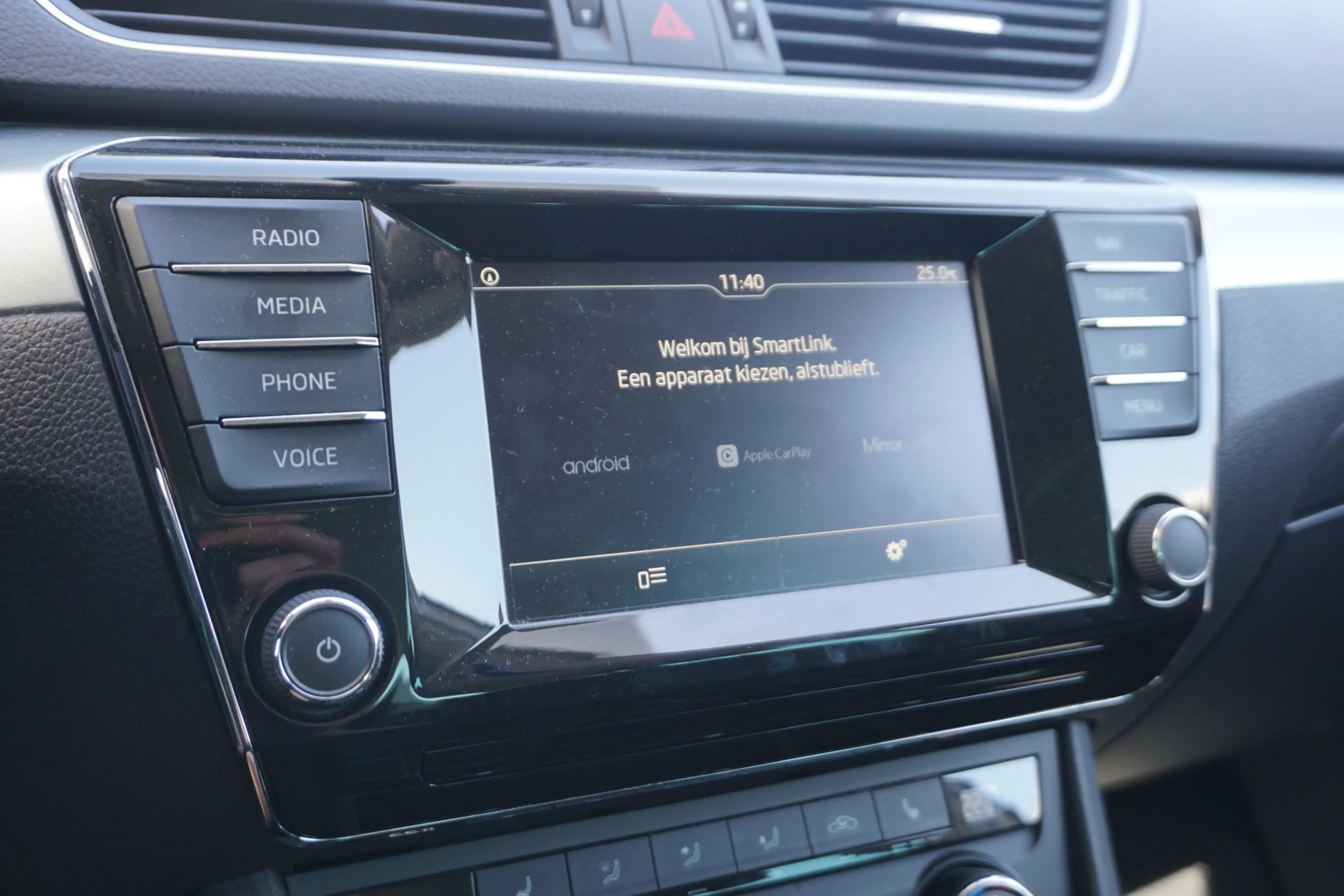 Skoda Superb Combi 1.4 TSI ACT Ambition Business | LED/XENON | — photo 7