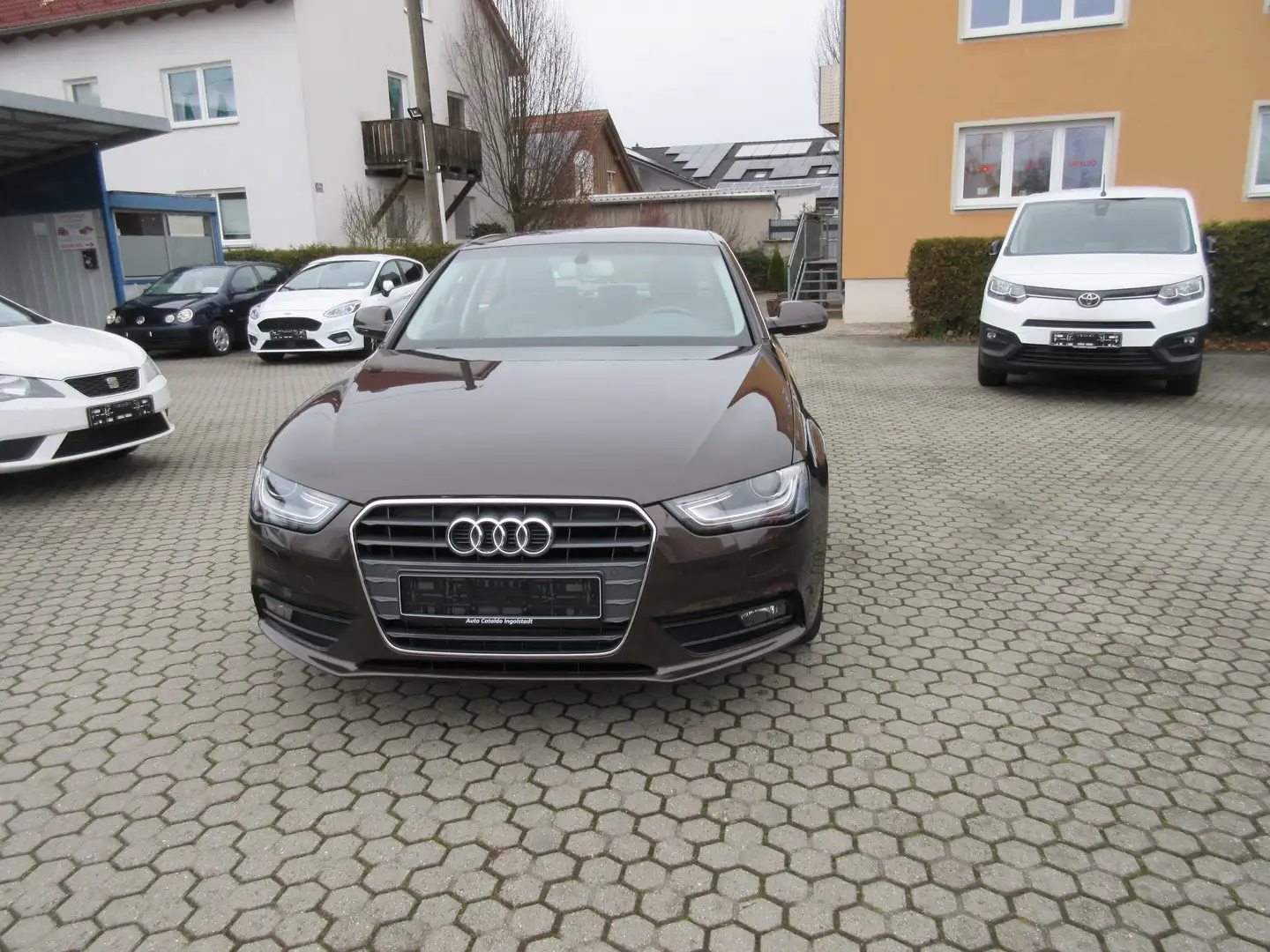 Audi A4 Ambition*NAVI*Sehr gepflegt* Brun - 1