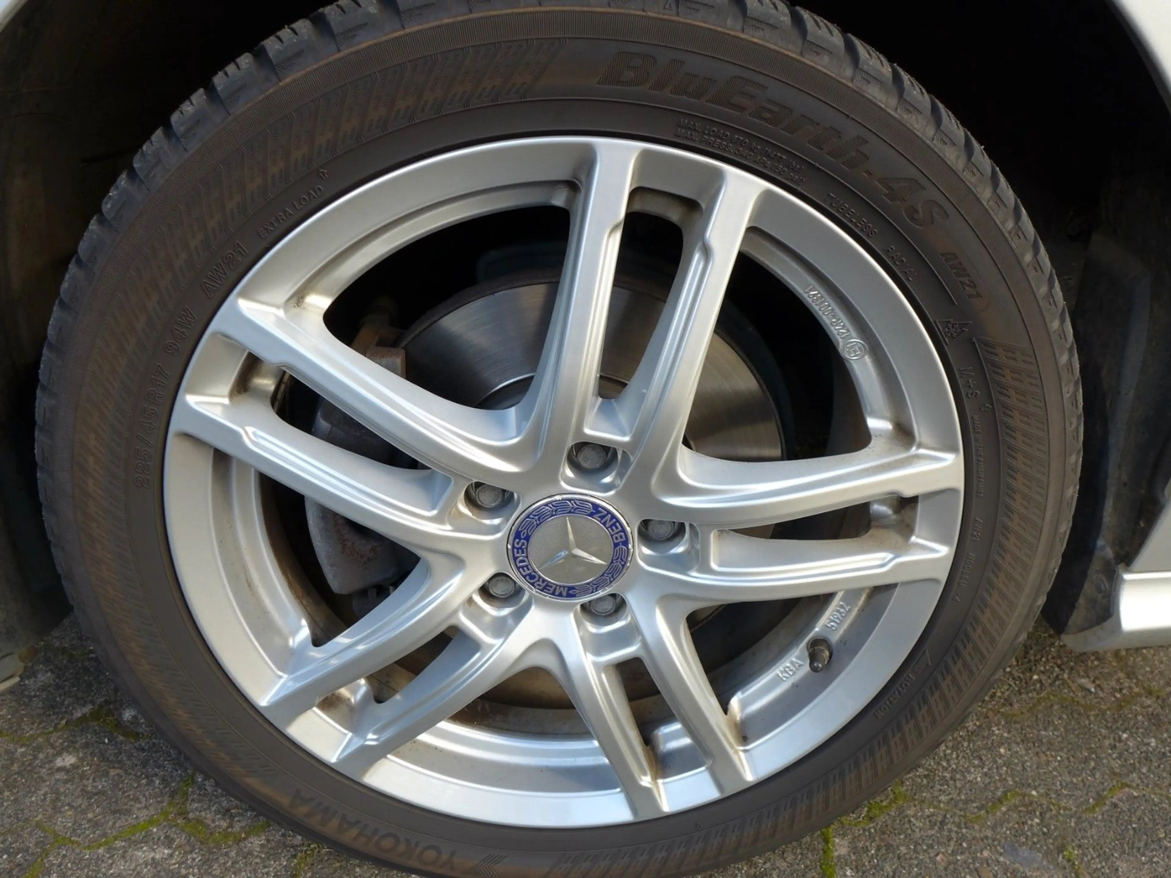 Mercedes-Benz B 180 Edition B Panorama-Schiebedach 46 tkm.!!! — photo 12