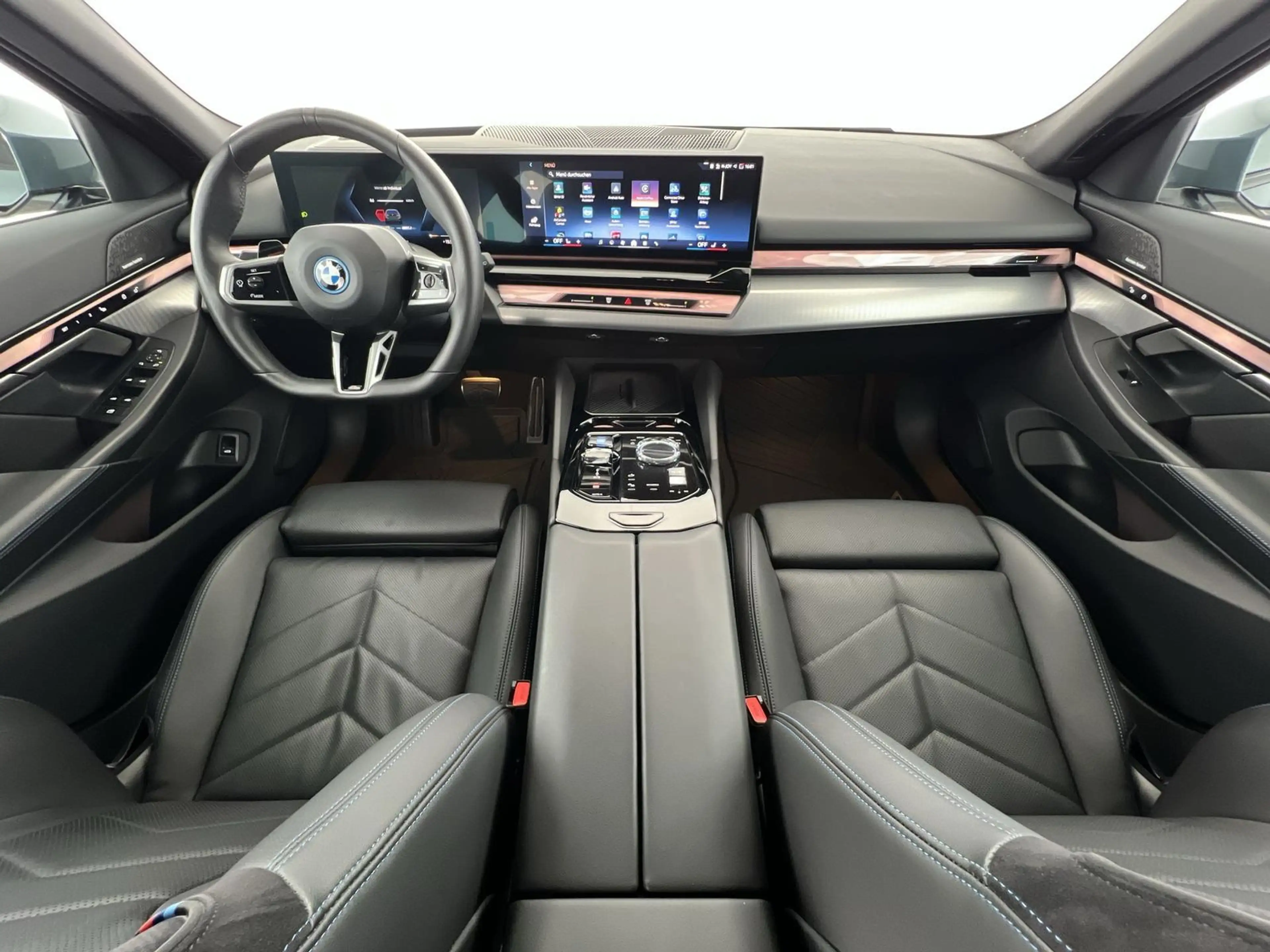 BMW i5 40e Touring M Sport*NAVI*360°K*SHZ*uvm — photo 6