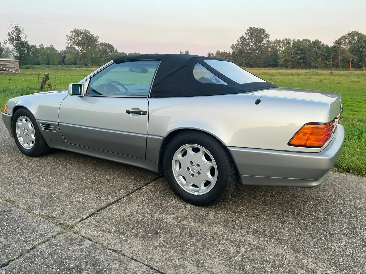 Mercedes-Benz SL 300 Zilver - 2
