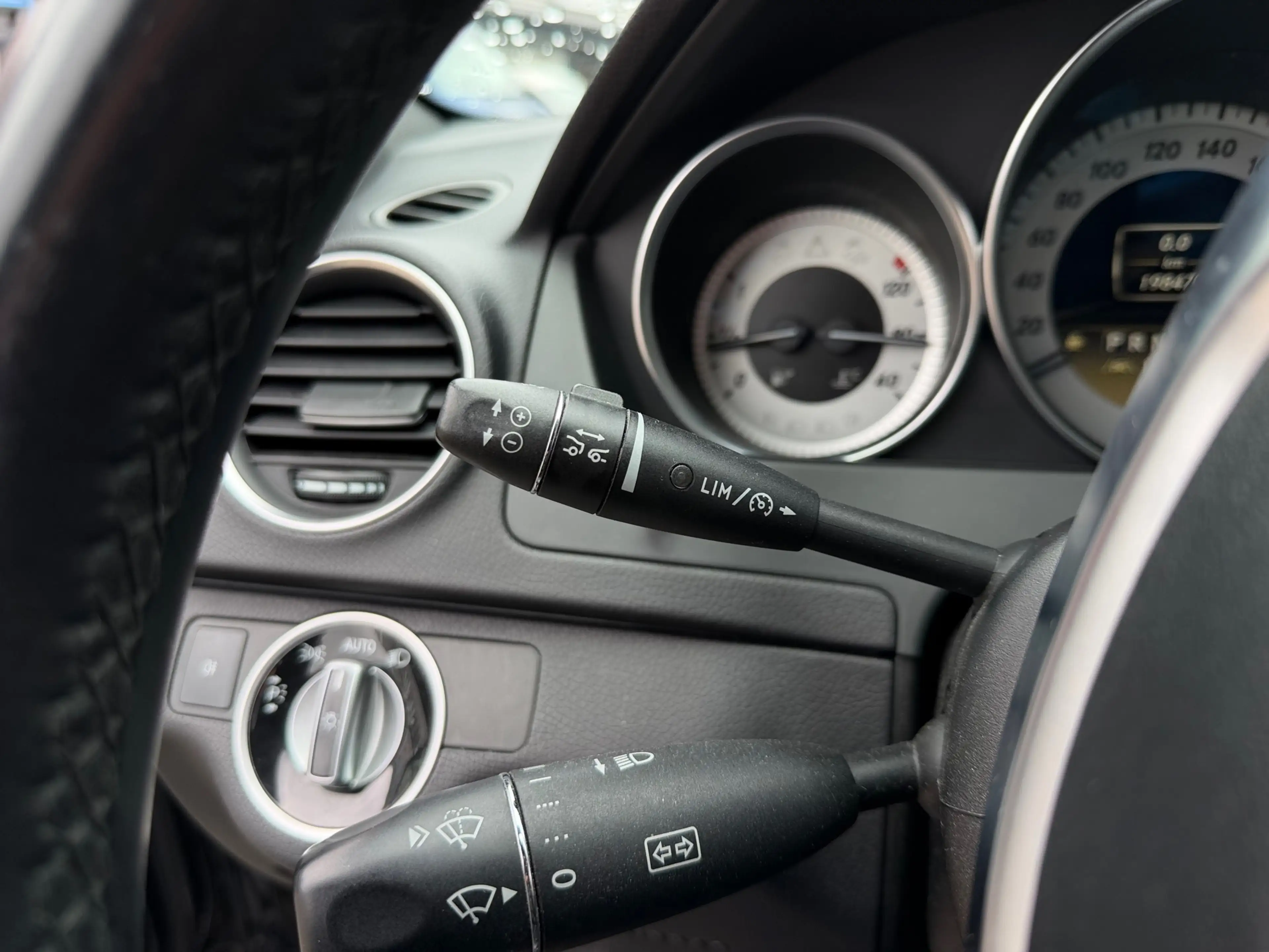 Mercedes-Benz C 350 Elegance,Automaat,gekoelde stoelen,Verw stoelen,Pa — photo 14