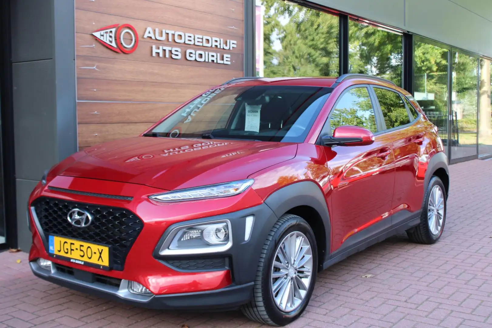 Hyundai KONA 1.6 T-GDI Essence Rood - 1