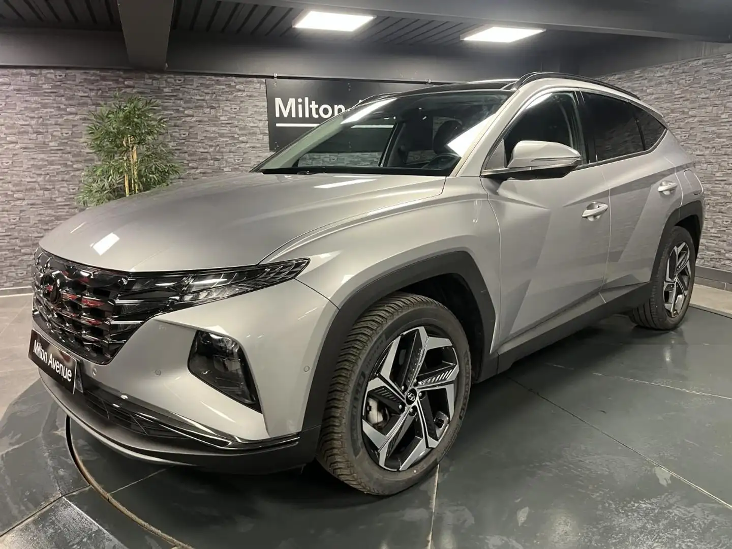 Hyundai TUCSON Tucson 1.6 T-GDi Plug-in - 265 HTRAC - BVA  Execut Gris - 1