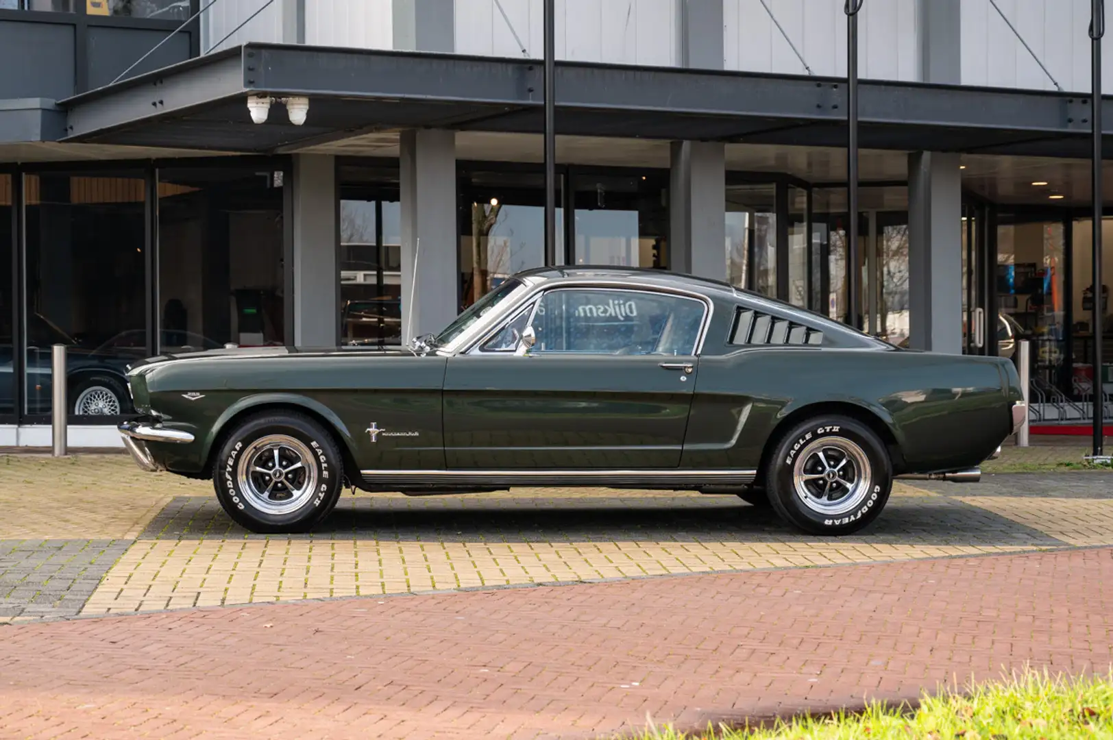 Ford Mustang 289 Fastback Vert - 2