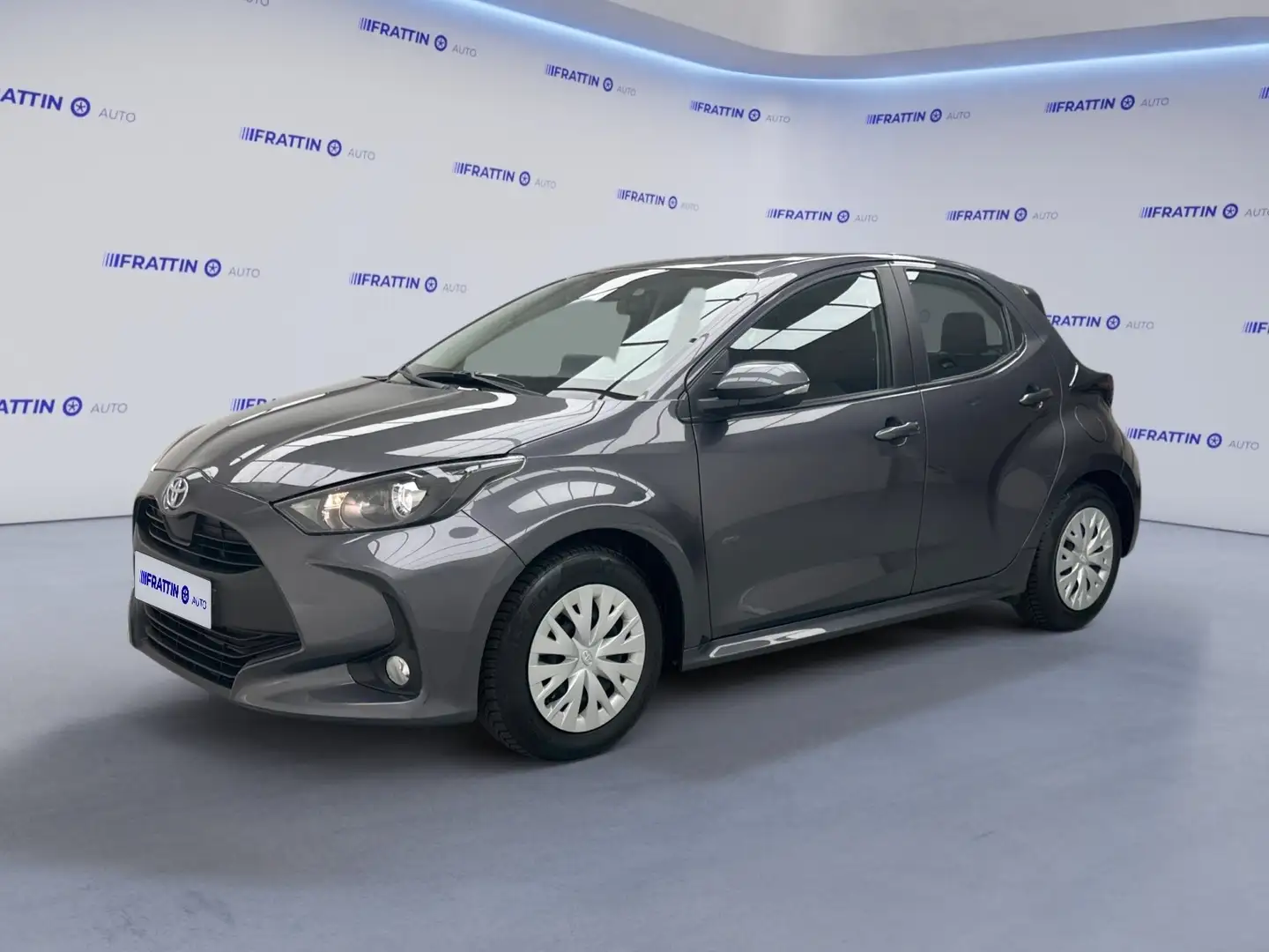 Toyota Yaris 1.5 Hybrid 5 porte Active Gris - 1