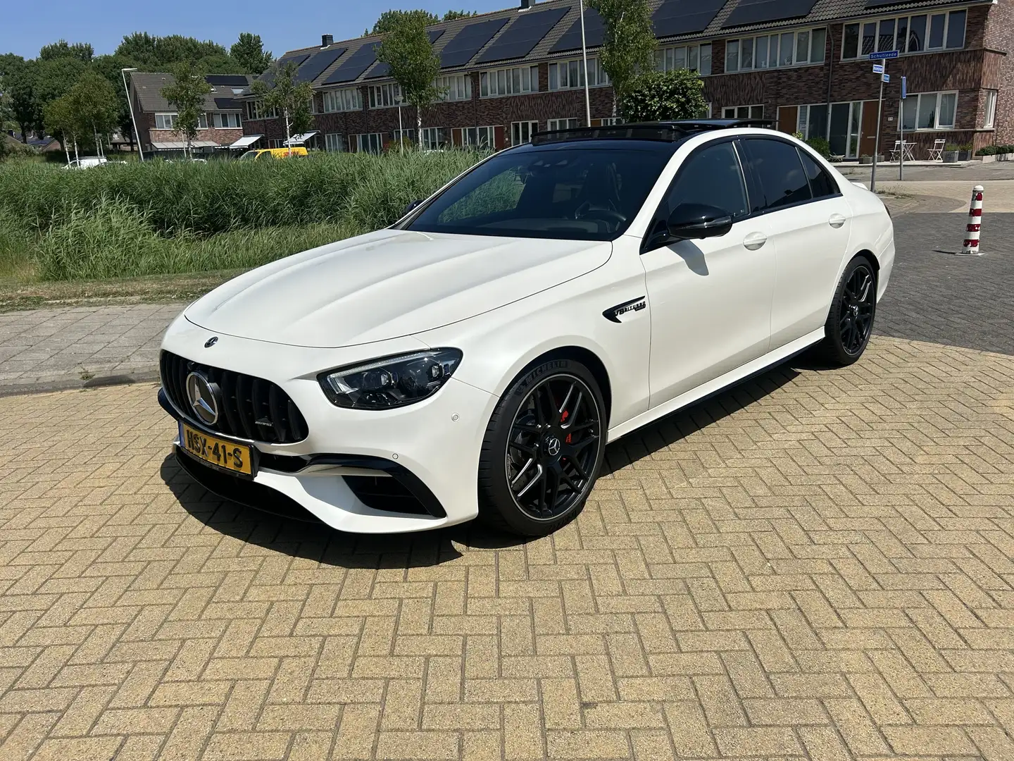 Mercedes-Benz E 63 AMG 4M. Prem. Blanc - 1