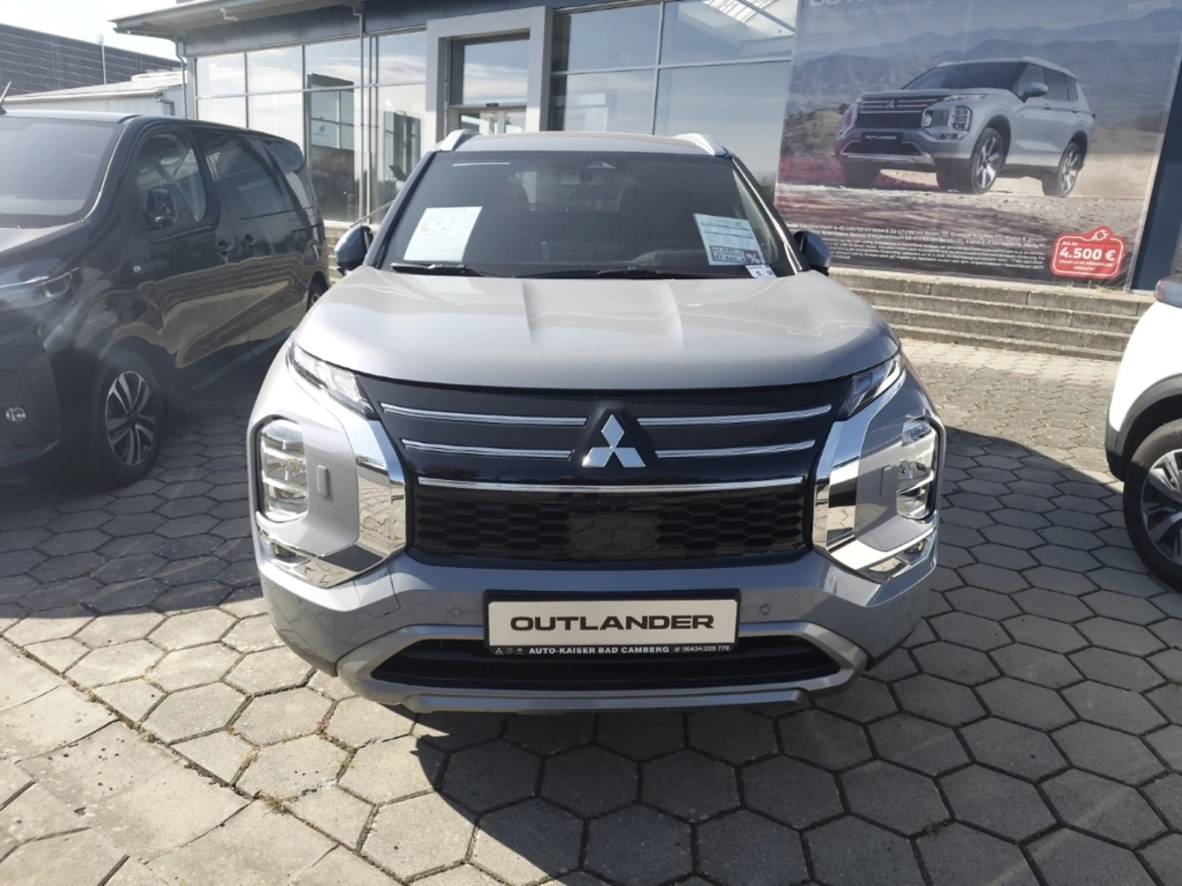 Mitsubishi Outlander StandHZG Navi Digitales Cockpit Soundsystem 360 Ka — photo 6
