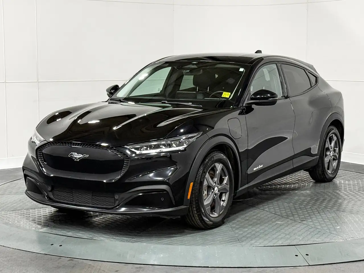 2022 Ford Mustang Mach-E