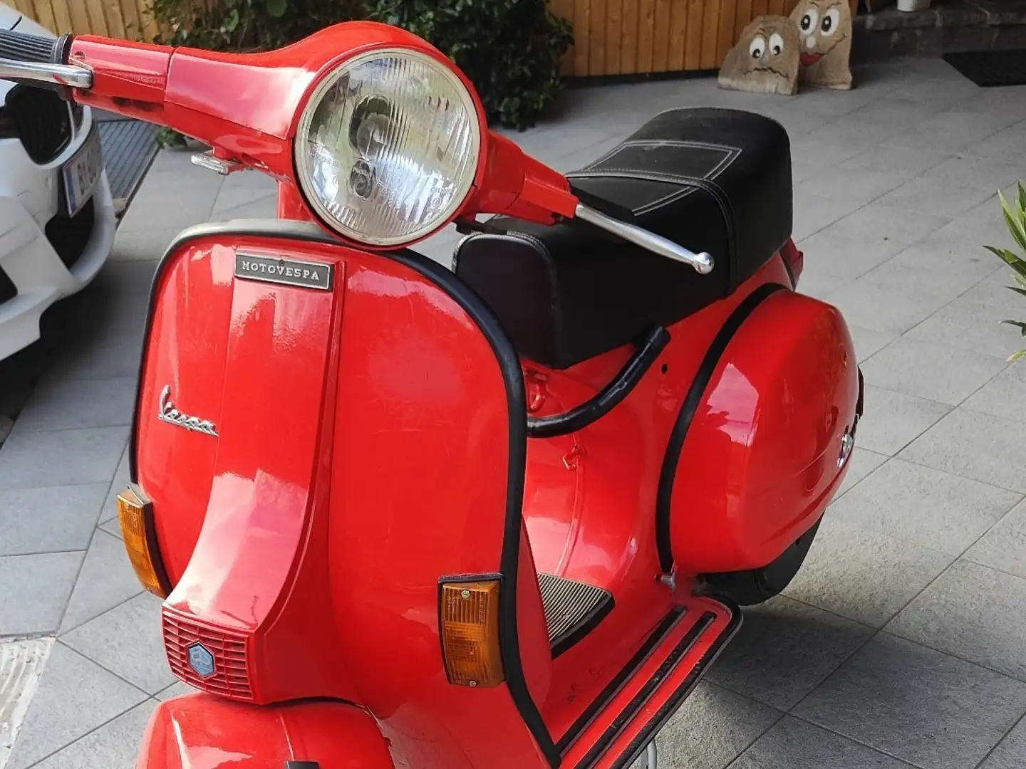 Vespa P 200 E Gemischschnierung, Außenverschlußbacken, Bj.1981 Red - 1