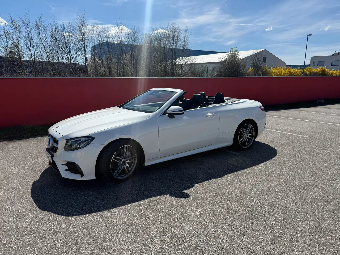 Mercedes-Benz E 300 E 300 Aut. Weiß - 2
