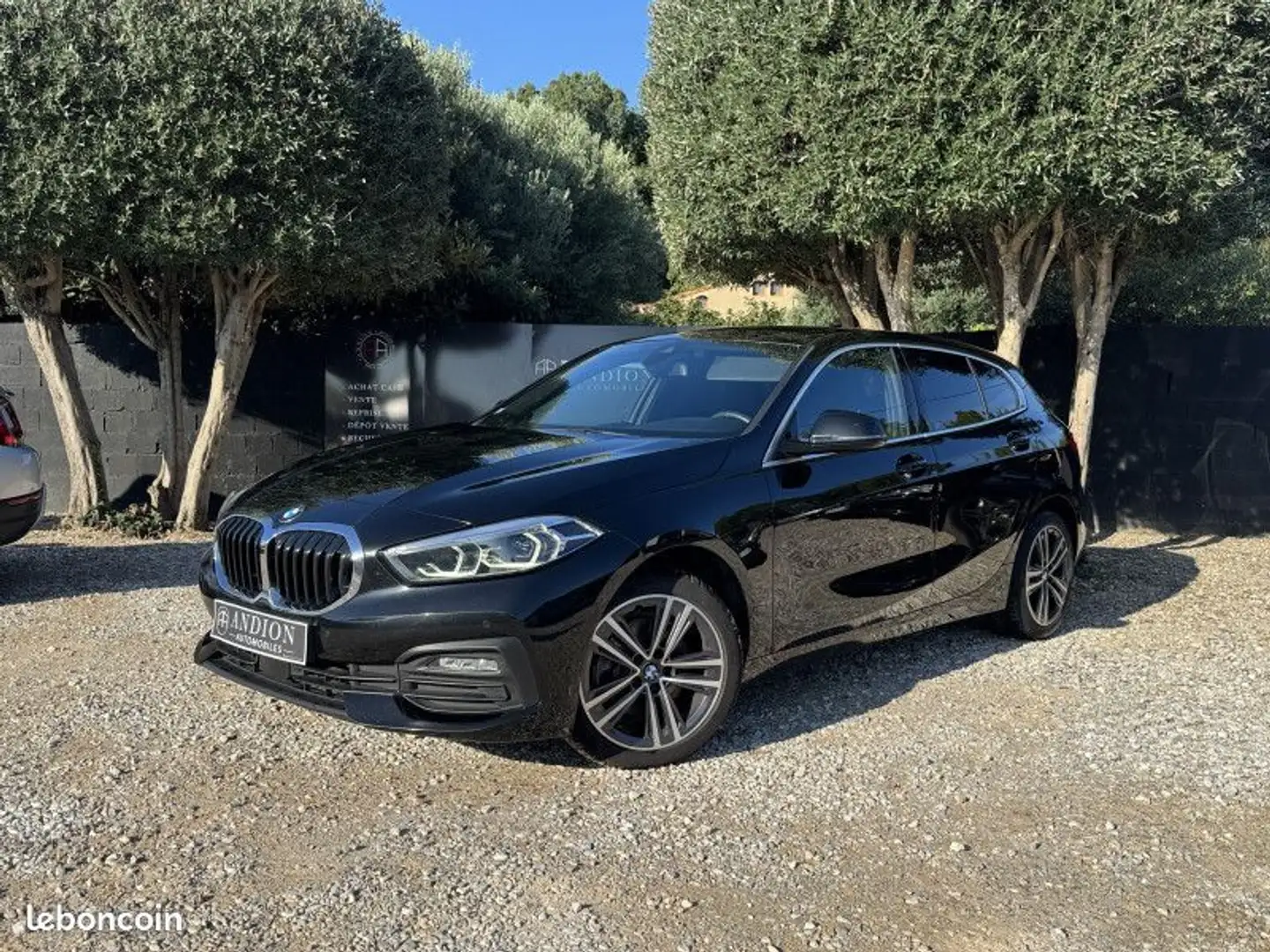 BMW 116 SERIE (F40) 116DA 116CH LOUNGE DKG7 Noir - 1