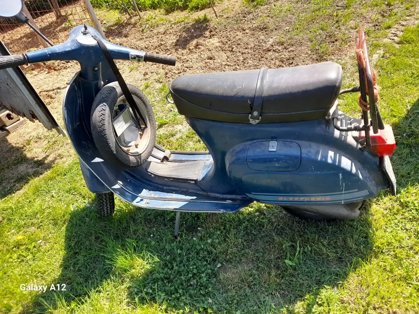 Vespa Primavera ET3 1978 Blue - 1