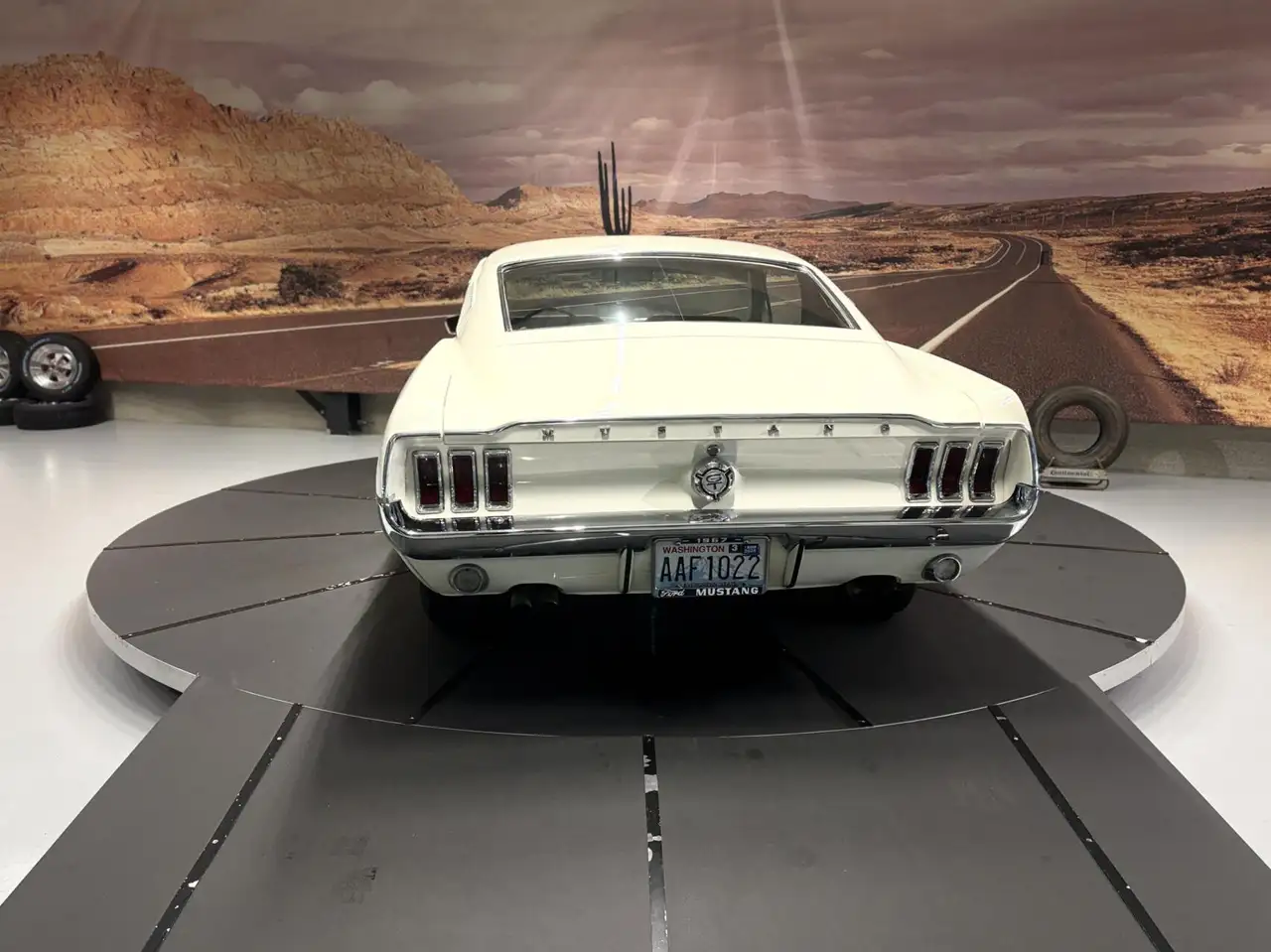 Ford Mustang Fastback, foto 10