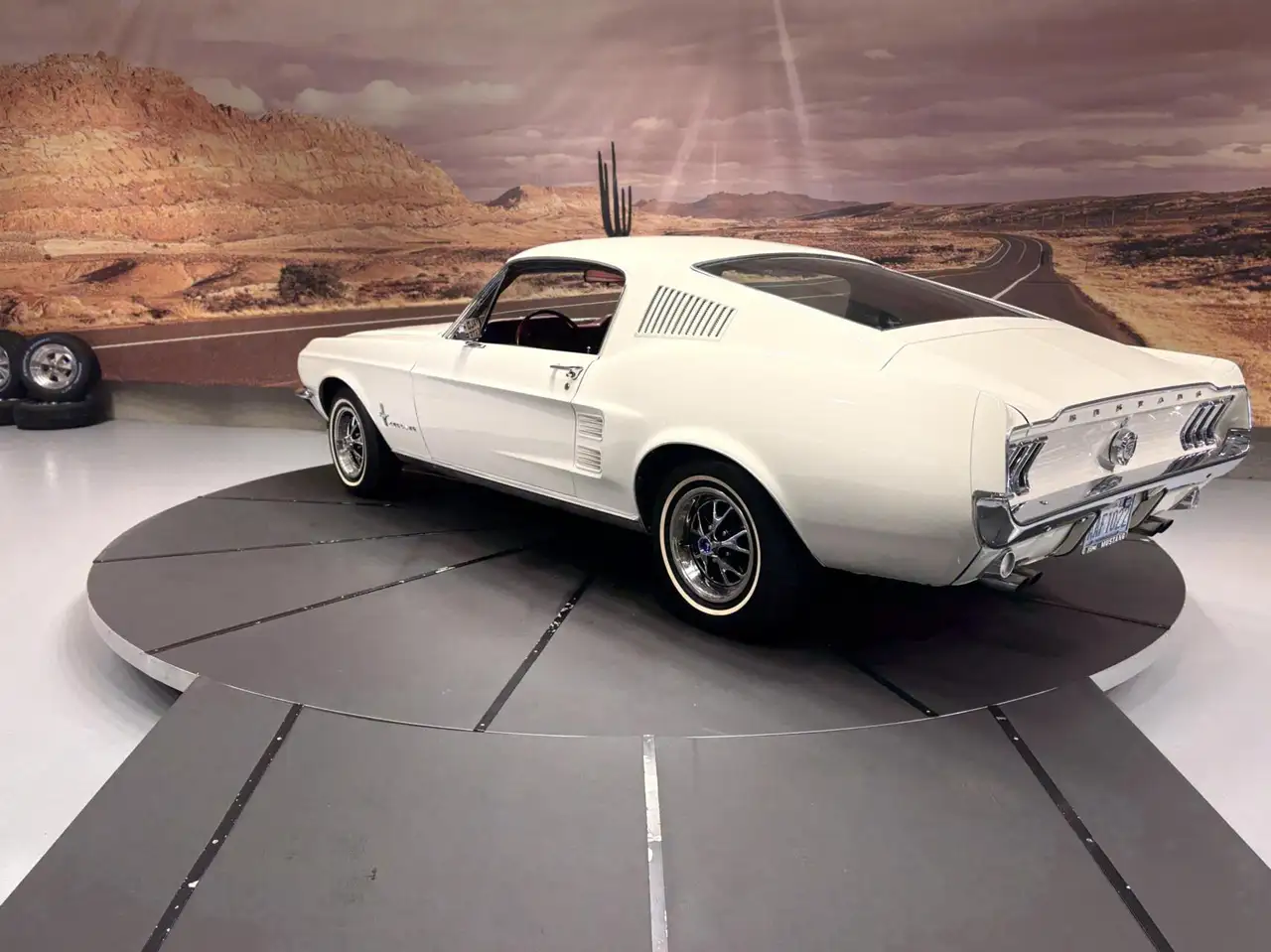 Ford Mustang Fastback, foto 2