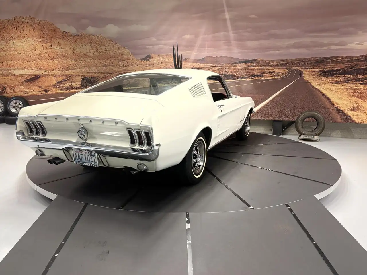 Ford Mustang Fastback, foto 12