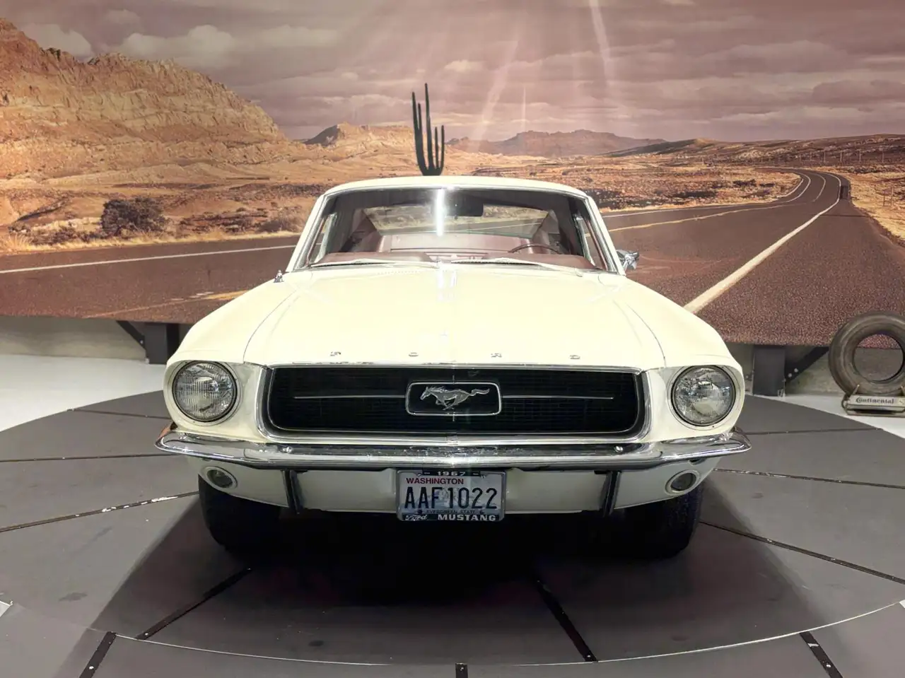 Ford Mustang Fastback, foto 4