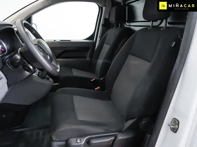 Peugeot Expert view 8