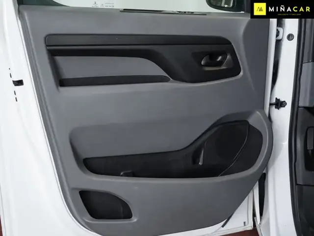 Peugeot Expert view 23