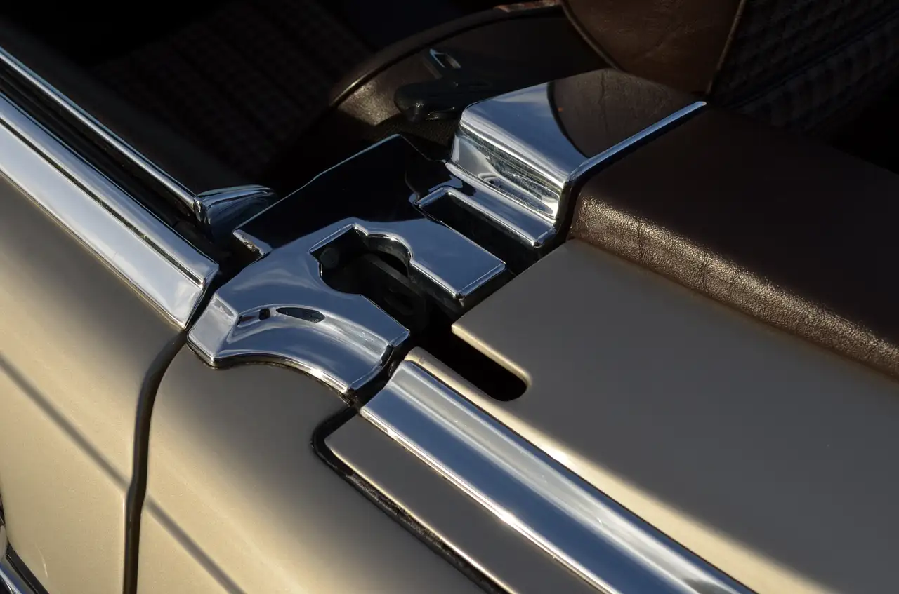 Mercedes-Benz SL 300, foto 12