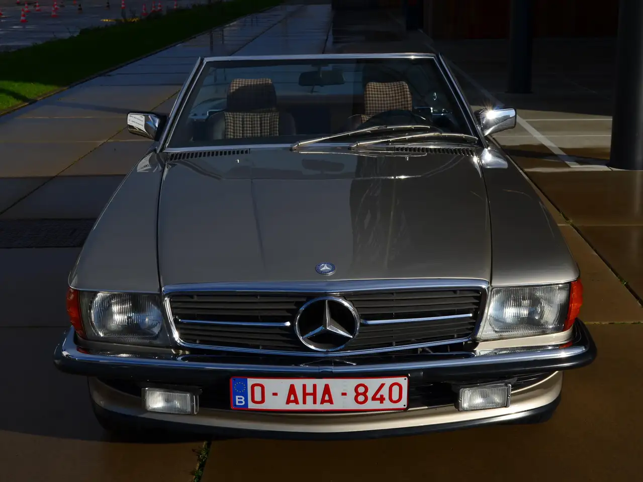 Mercedes-Benz SL 300, foto 2