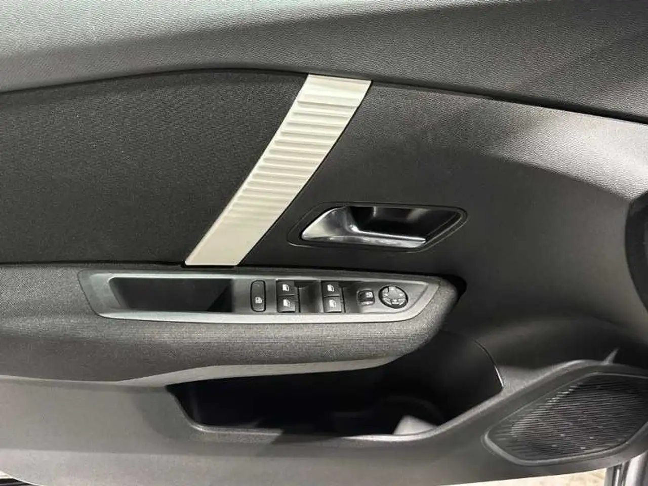 Citroen C4 2026 — фото 10