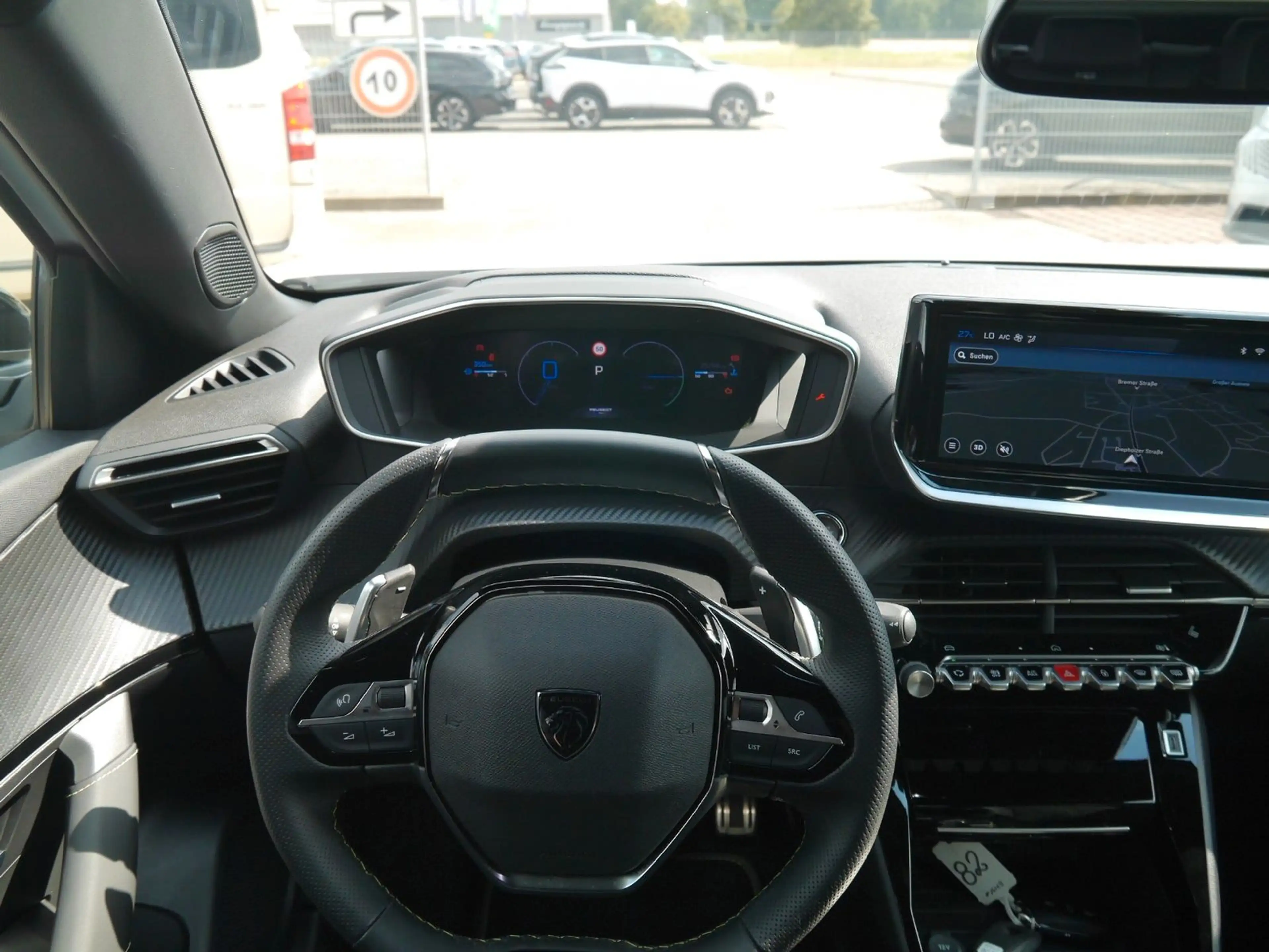 Peugeot 2008 Hybrid 145 GT Navi/LED/SHZ/360-Grad — photo 15