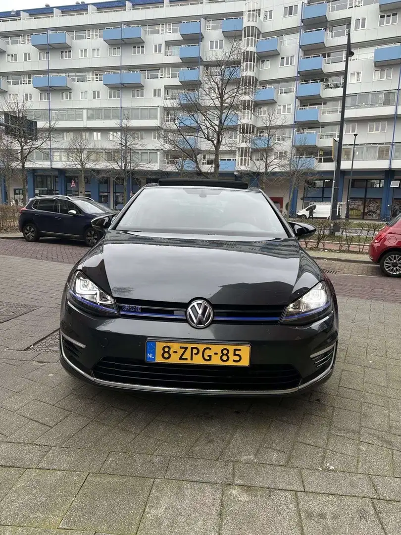 Volkswagen Golf 1.4 TSI GTE Grijs - 2