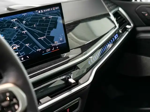 BMW X7 view 27
