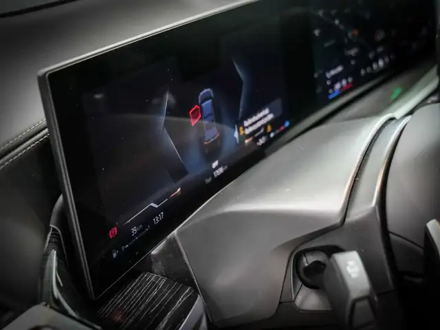 BMW X7 view 26