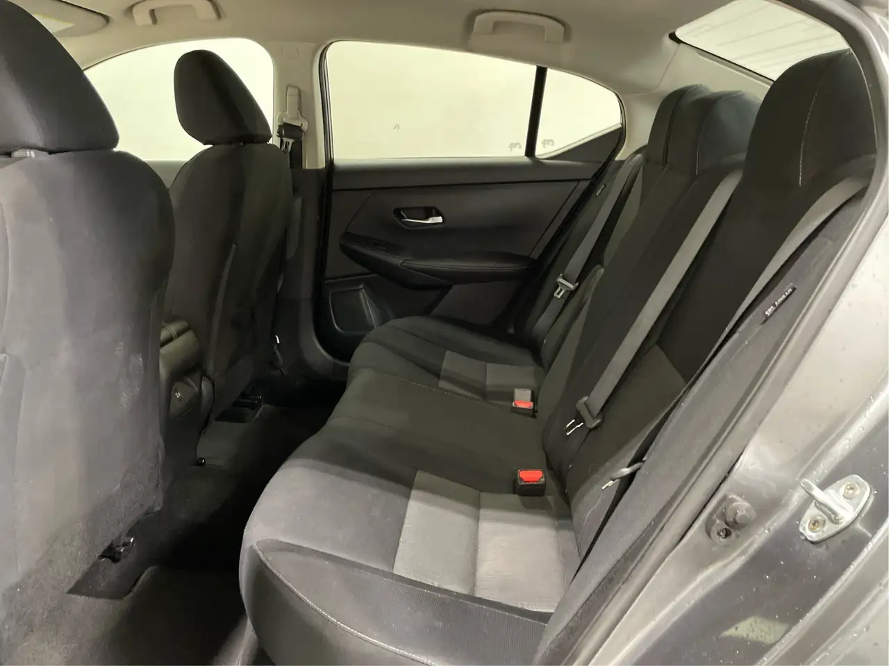 Nissan Sentra снимка Nissan Sentra