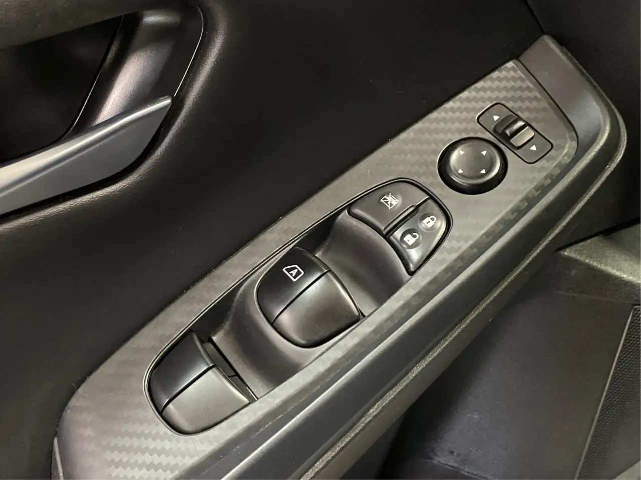 Nissan Sentra снимка Nissan Sentra