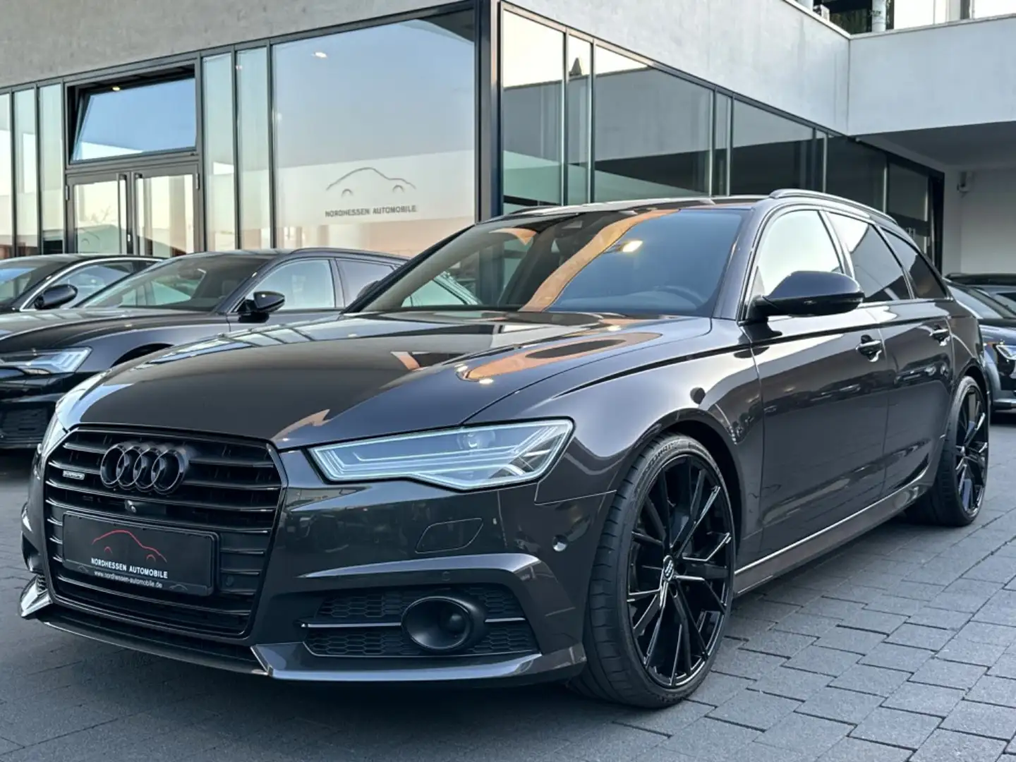 Audi A6 Avant 3.0 TDI quattro S line | Panorama | AHK Grau - 1