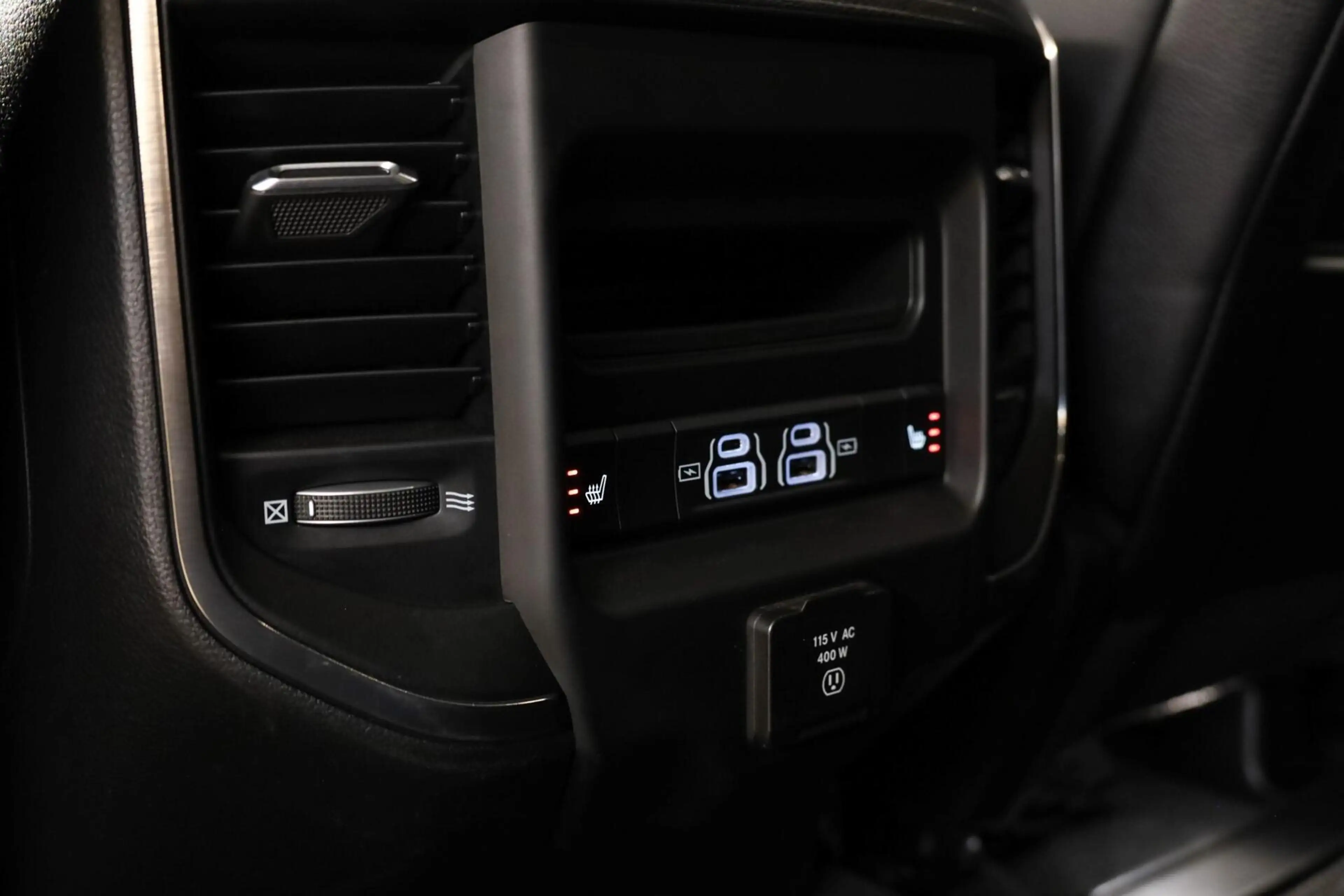 Dodge RAM 1500 4X4 5.7 V8 4x4 eTorque Limited|Pano|Ventilati — photo 12