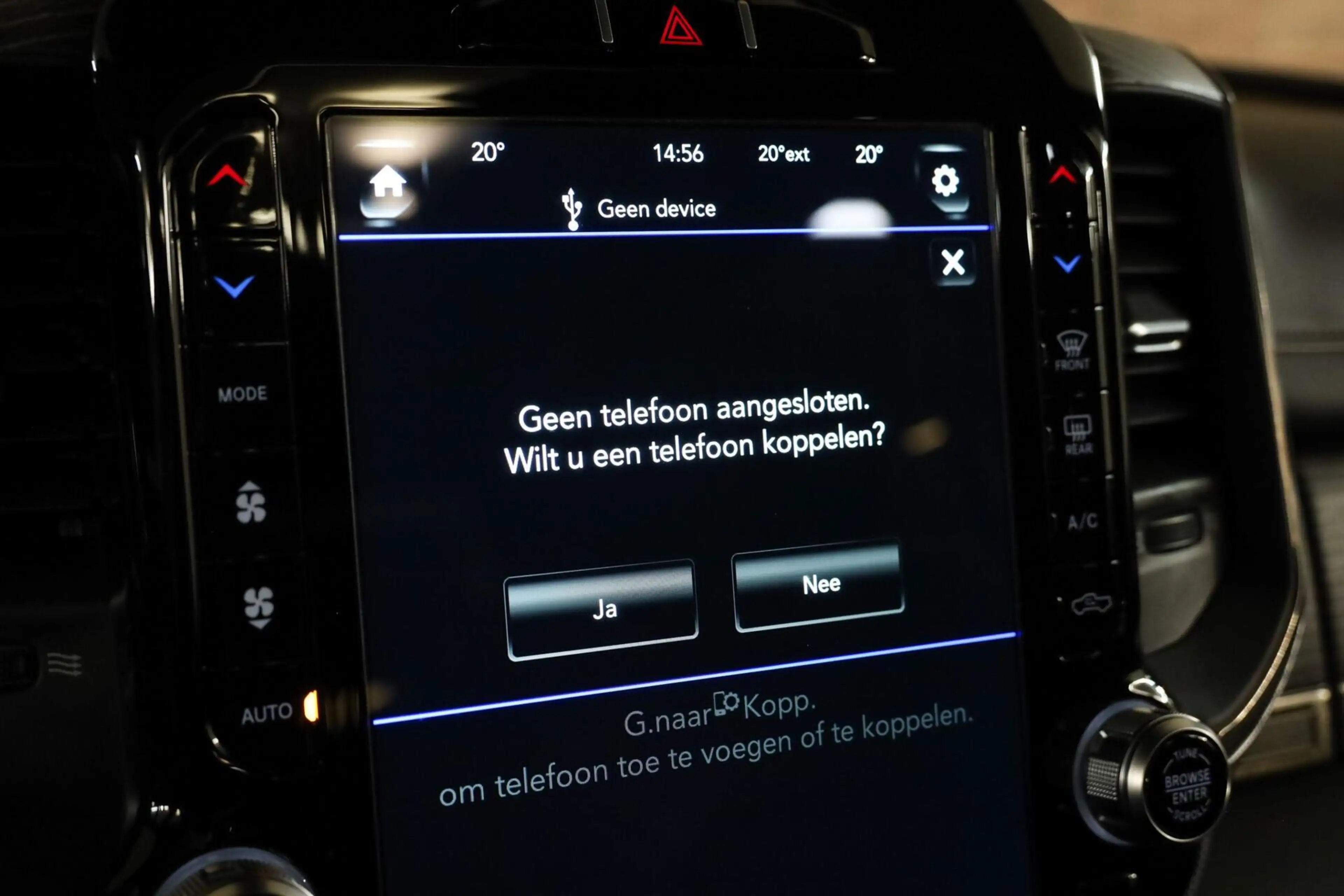 Dodge RAM 1500 4X4 5.7 V8 4x4 eTorque Limited|Pano|Ventilati — photo 33