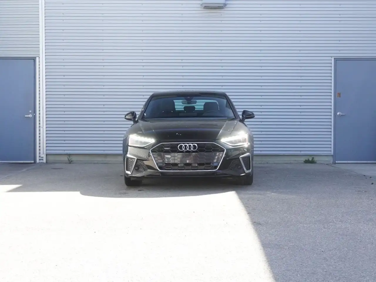 Audi A4 photo Audi A4