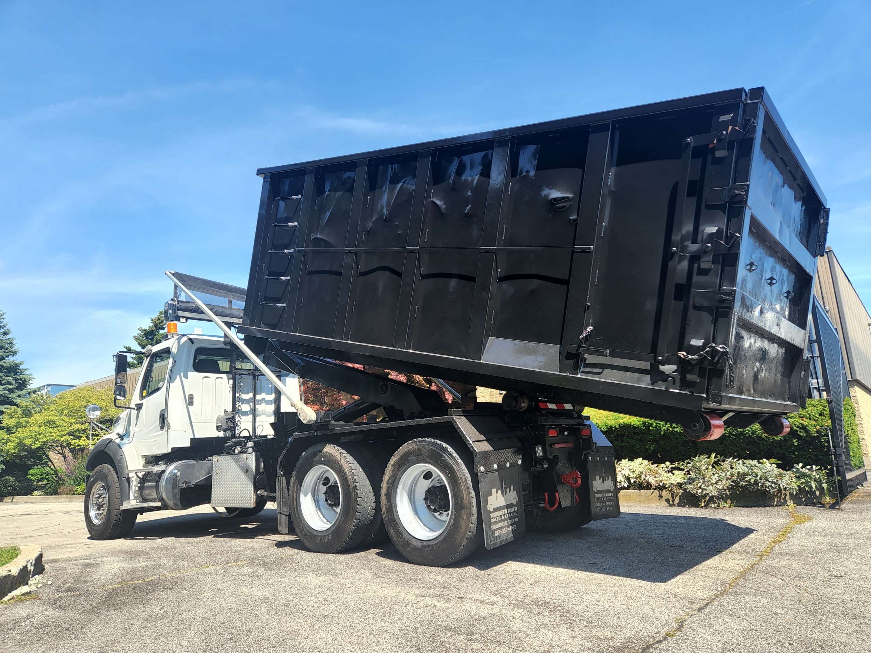2016 Freightliner M2