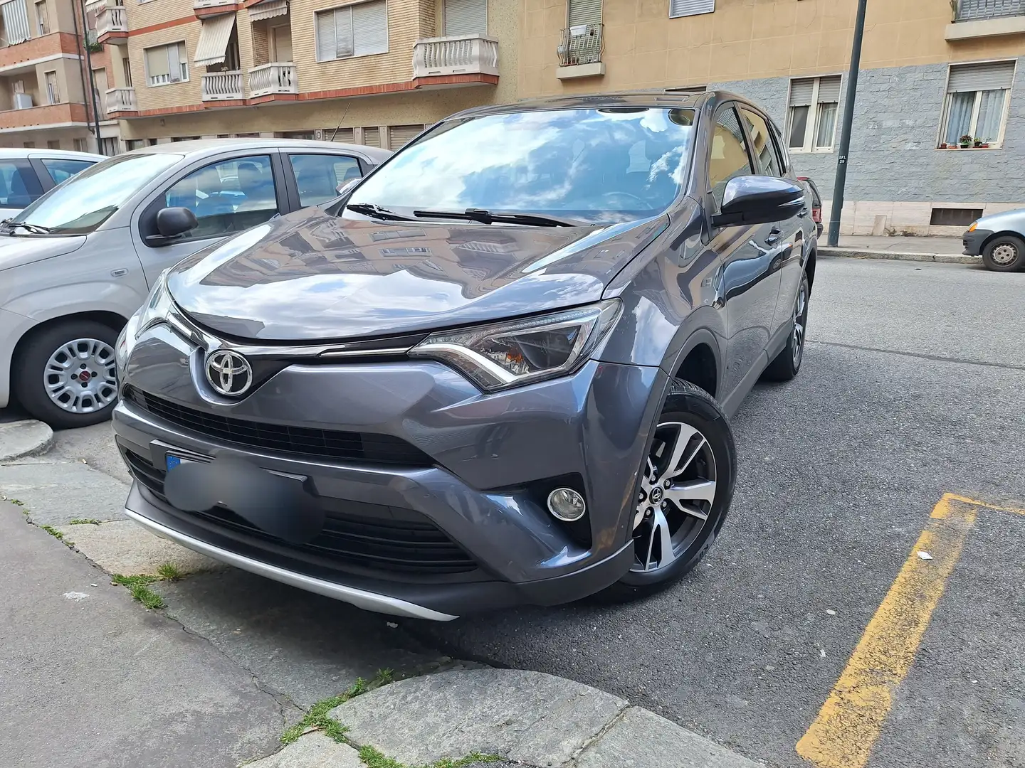 Toyota RAV 4 Rav4 IV 2016Rav4 2.0 d-4d Active 2wd mt Grigio - 1