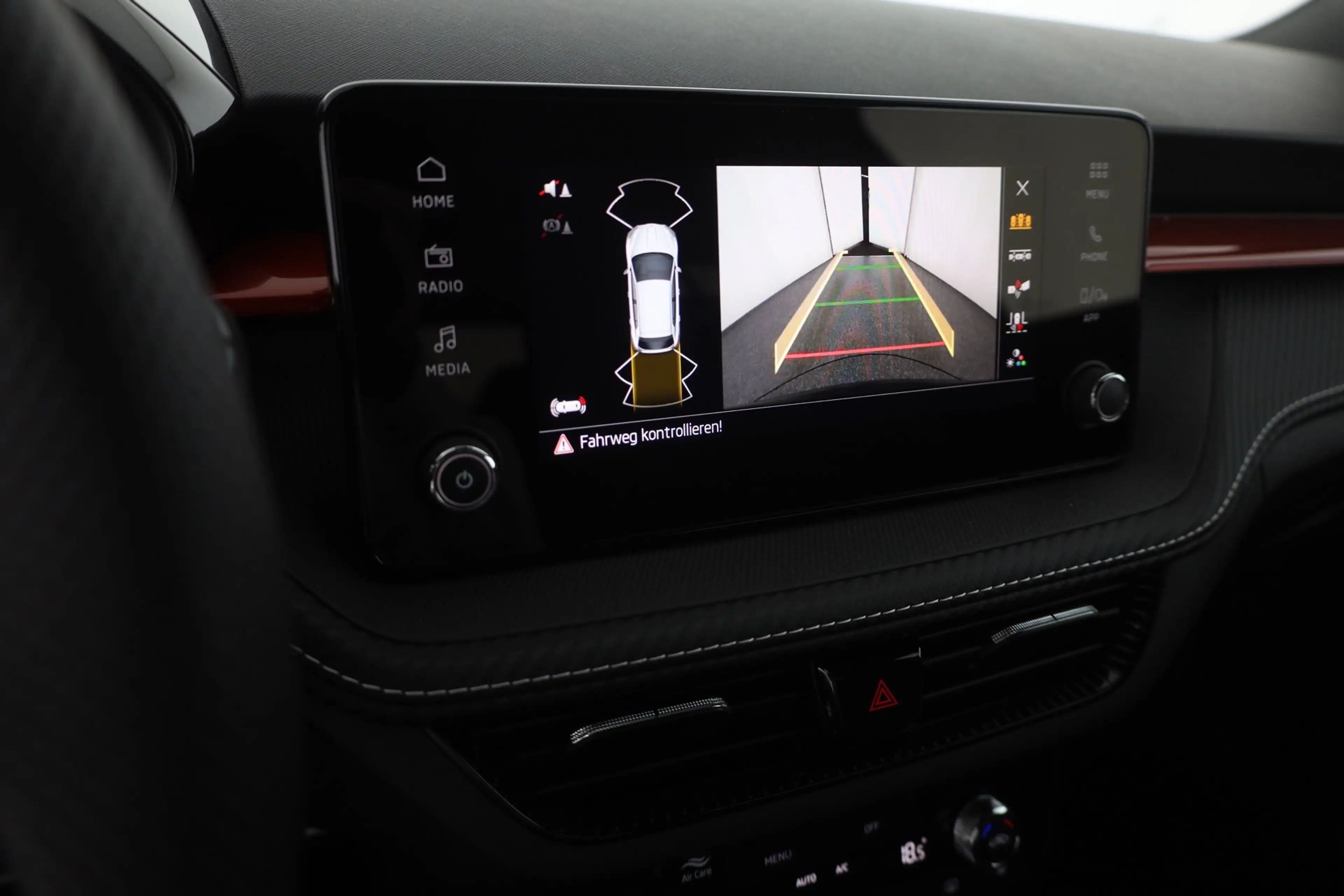 Skoda Fabia Monte Carlo 1.0 TSI DSG LED ACC Kamera — photo 27