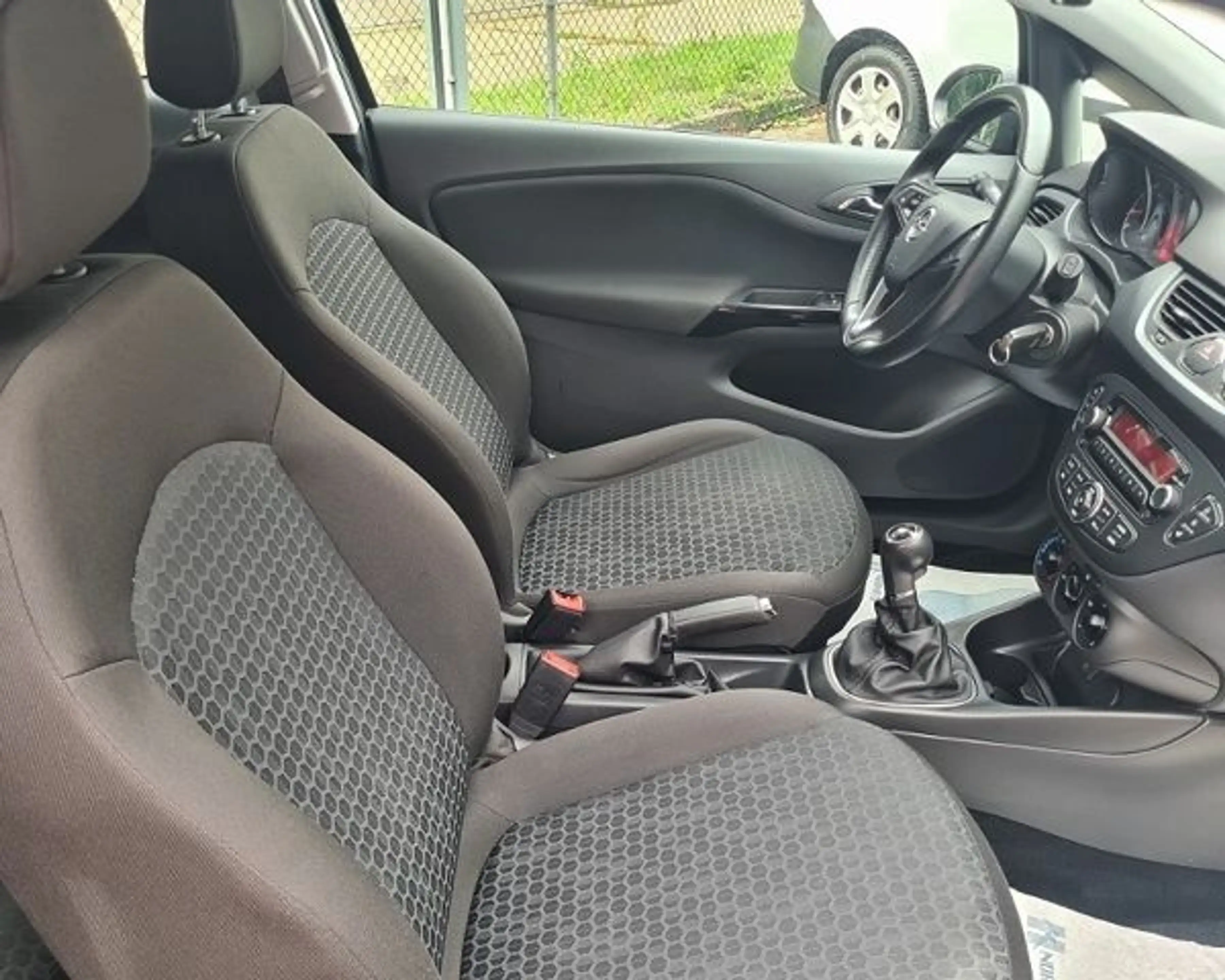 Opel Corsa-e Corsa E 1.4 Edition Klima/PDC/Winterpaket/Temp. — photo 9