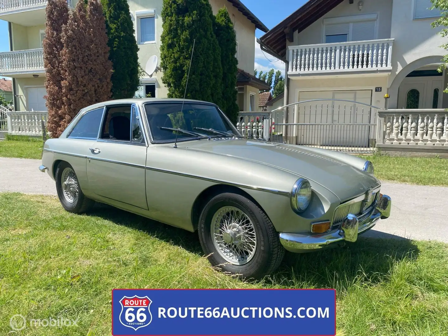 MG MGB GT Coupé - 1969 | Route 66 Auctions Silber - 1