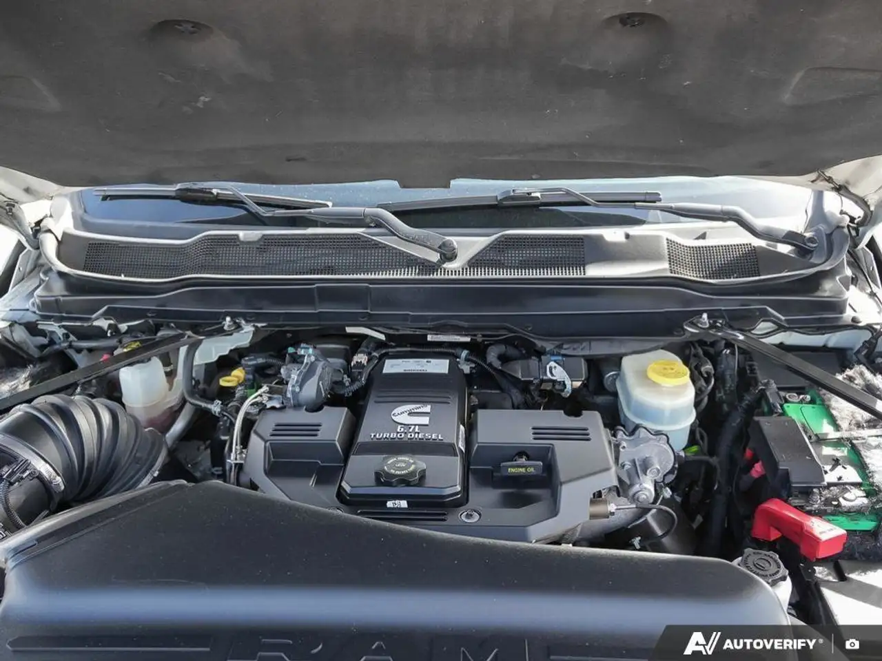 RAM 2500 снимка RAM 2500